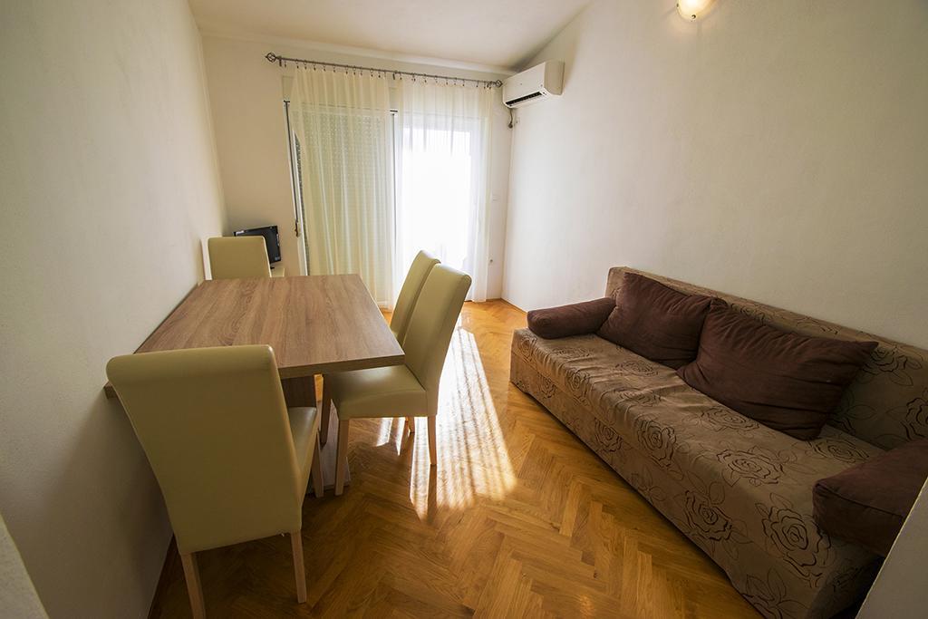 Apartmani I Sobe Grga Starigrad Exterior photo